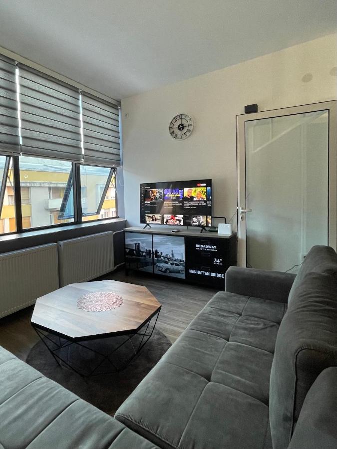 Enjoyment Apartment Nis Exterior photo